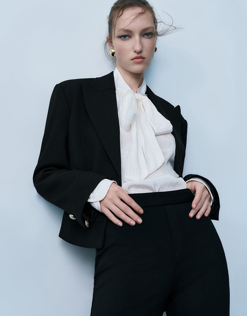 Peak Lapel Tailored Blazer sold by Urban Revivo product image thumbnail 3