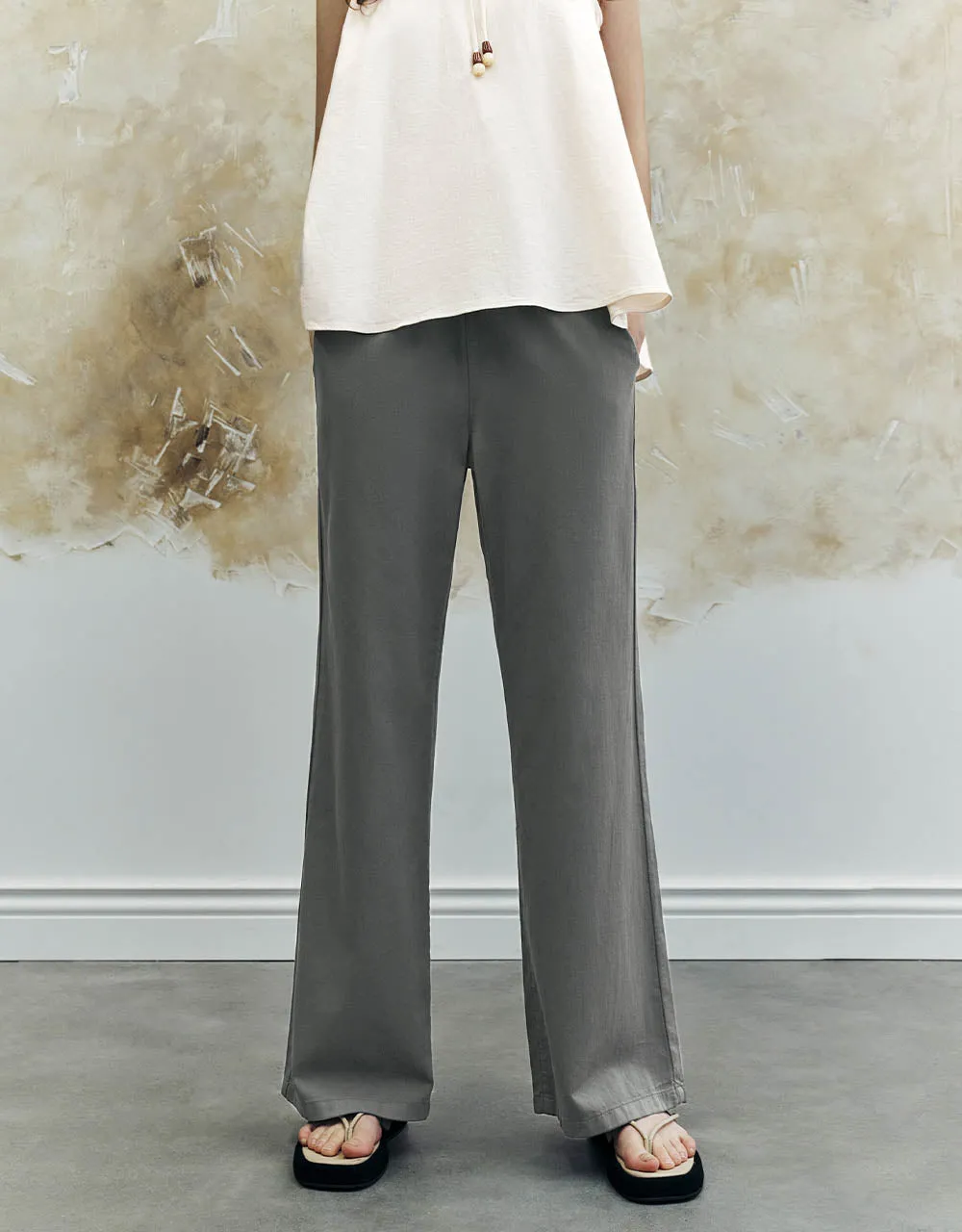 Drawstring Waist Wide-Leg Jeans sold by Urban Revivo product image thumbnail 2