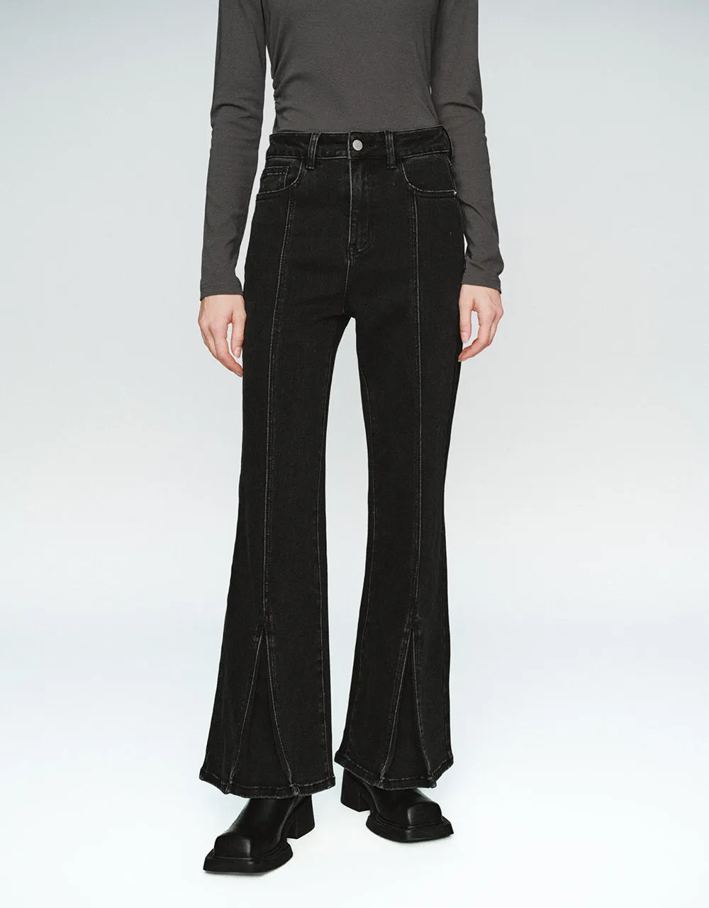 Split Hem Flare Jeans sold by Urban Revivo product image thumbnail 2