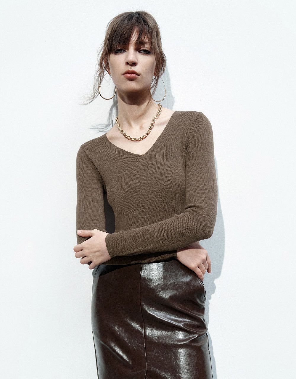 Basic Knitted T-Shirt sold by Urban Revivo