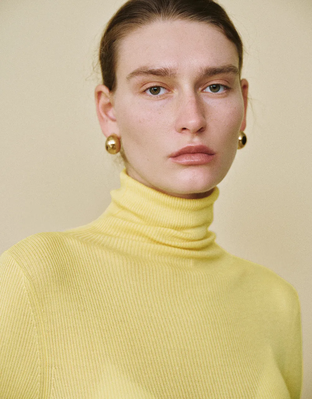 Turtle Neck Skinny Knitted T-Shirt sold by Urban Revivo product image thumbnail 4