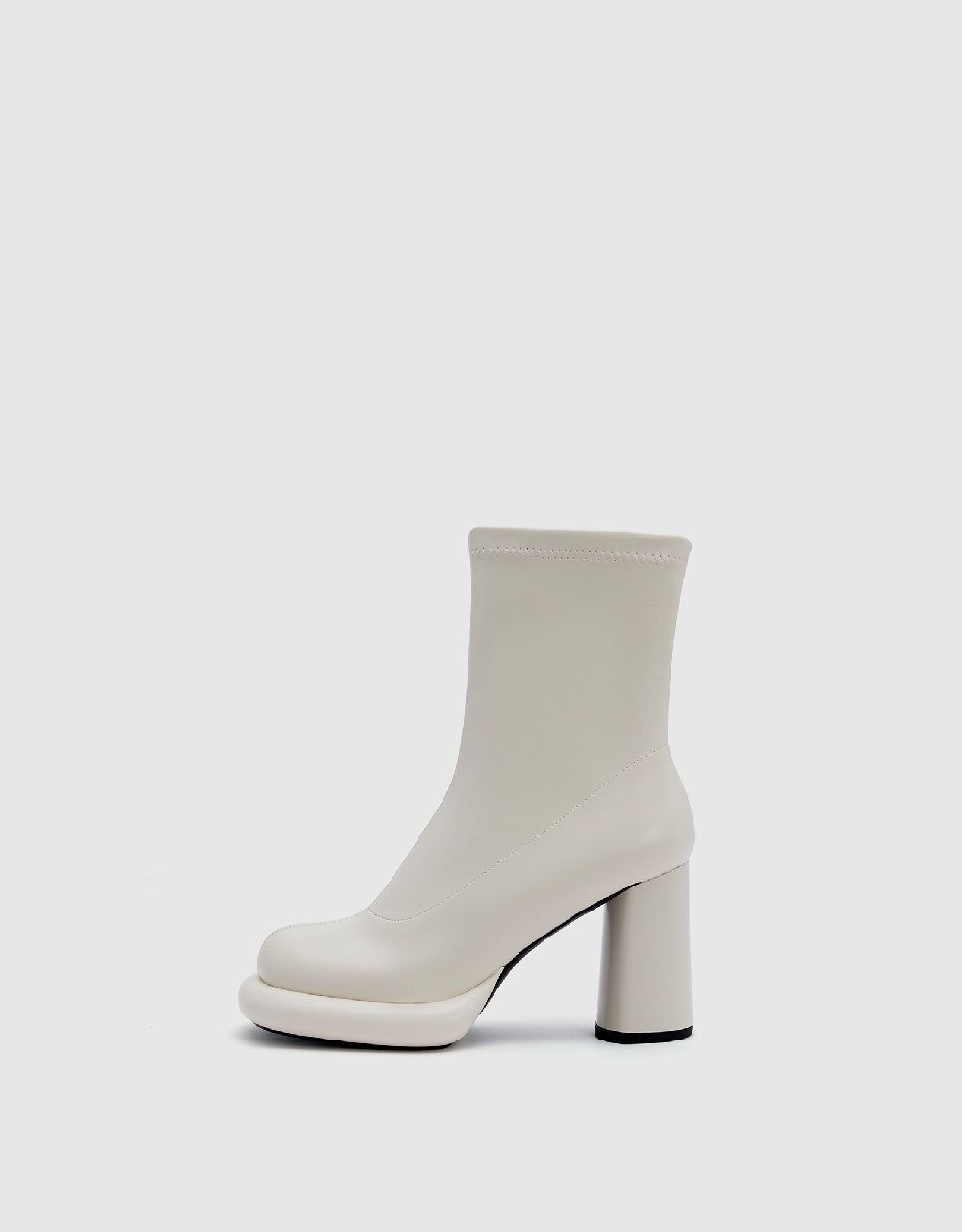 Round Toe Heeled Boots sold by Urban Revivo product image thumbnail 2