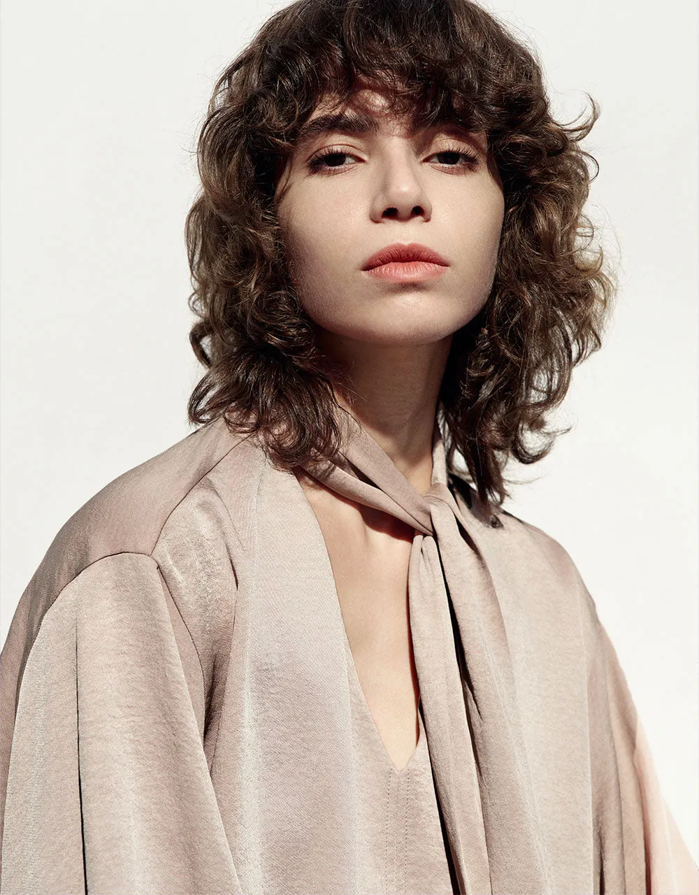 Tie Front V-Neck Overhead Shirt sold by Urban Revivo product image thumbnail 4