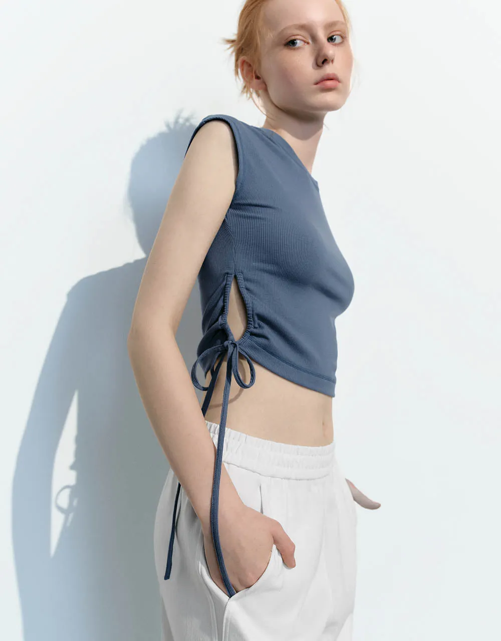 Sleeveless Crew Neck Skinny T-Shirt sold by Urban Revivo product image thumbnail 3