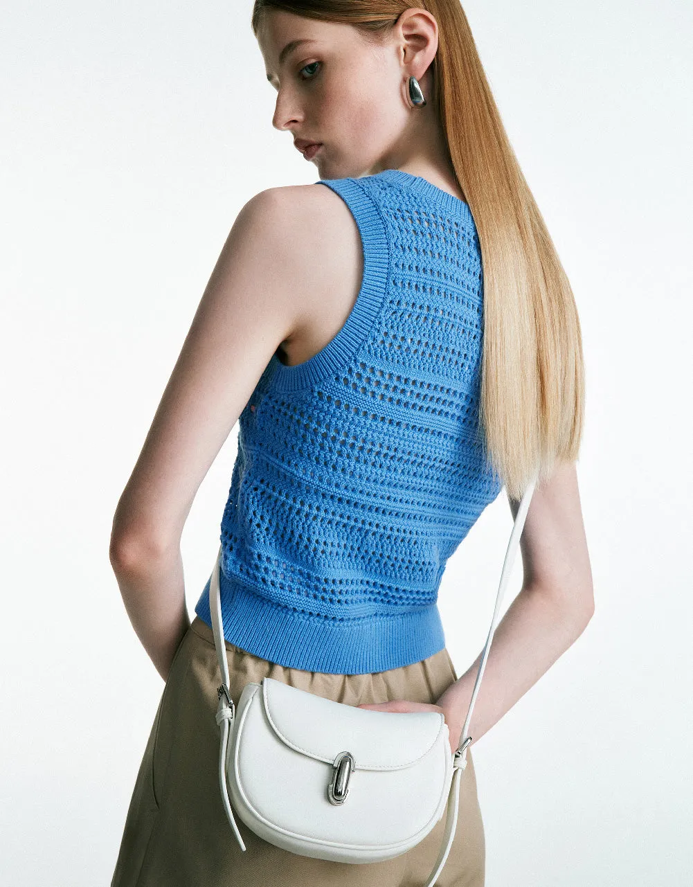 Crochet Crew Neck Knitted Tank Top sold by Urban Revivo product image thumbnail 3
