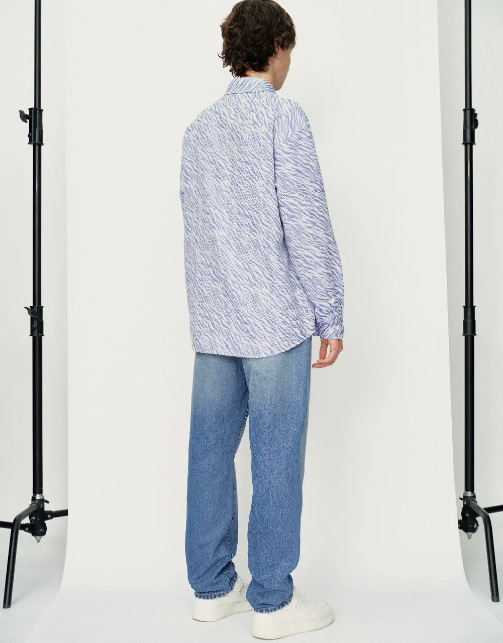 Printed Button Up Oversized Jacket sold by Urban Revivo product image thumbnail 4