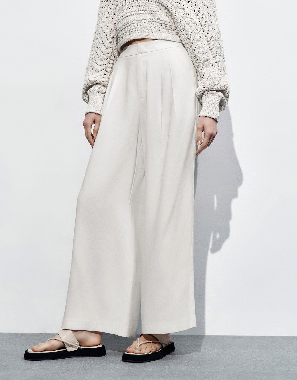 Loose Wide-Leg Pants sold by Urban Revivo product image thumbnail 4