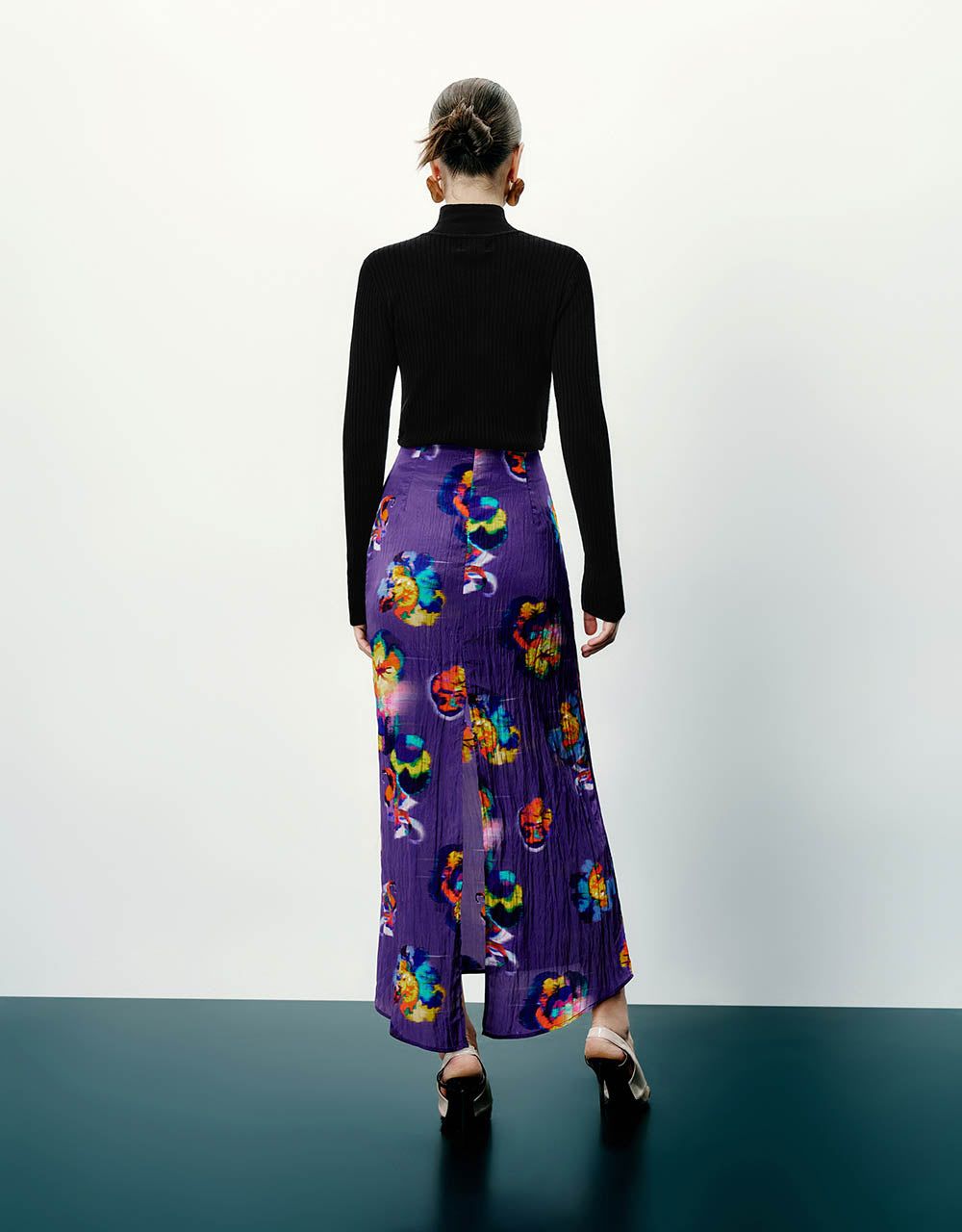 Turtle Neck Knitted T-Shirt sold by Urban Revivo product image thumbnail 4