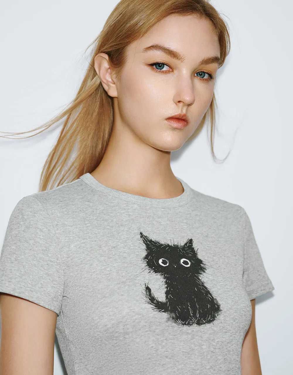 Cat Printed Crew Neck Skinny T-Shirt sold by Urban Revivo product image thumbnail 4