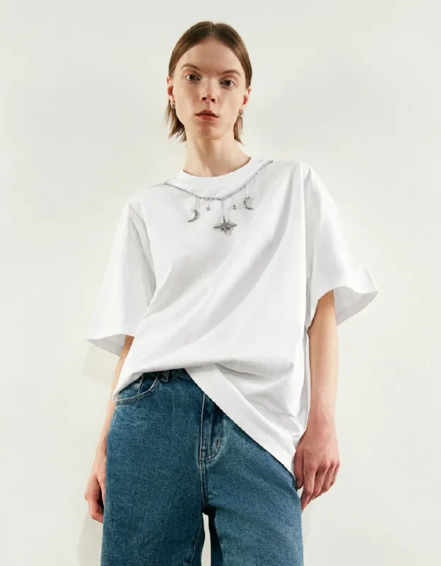 Crew Neck Loose T-Shirt With Necklace sold by Urban Revivo