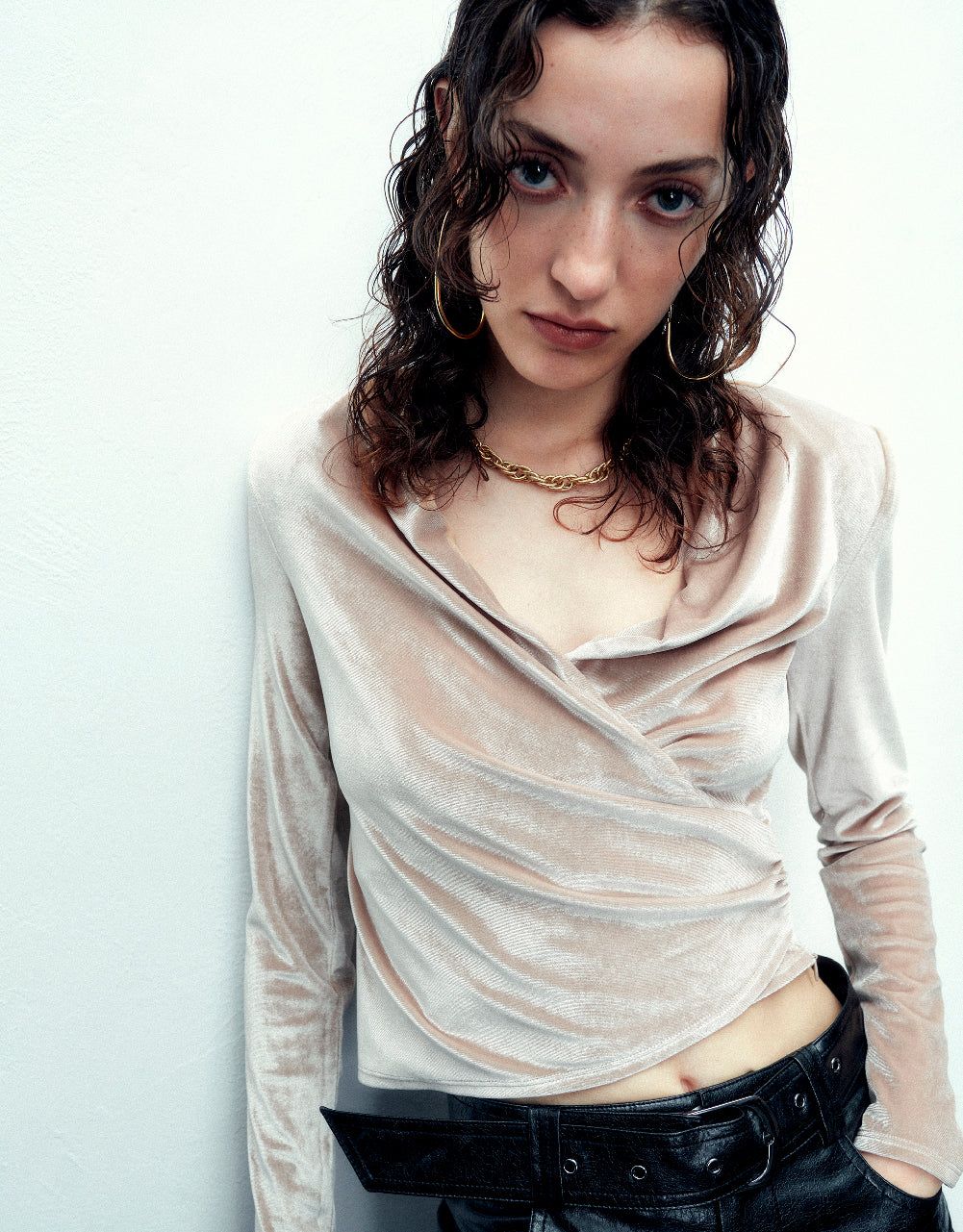 Surplice Front Knitted Skinny T-Shirt sold by Urban Revivo product image thumbnail 5