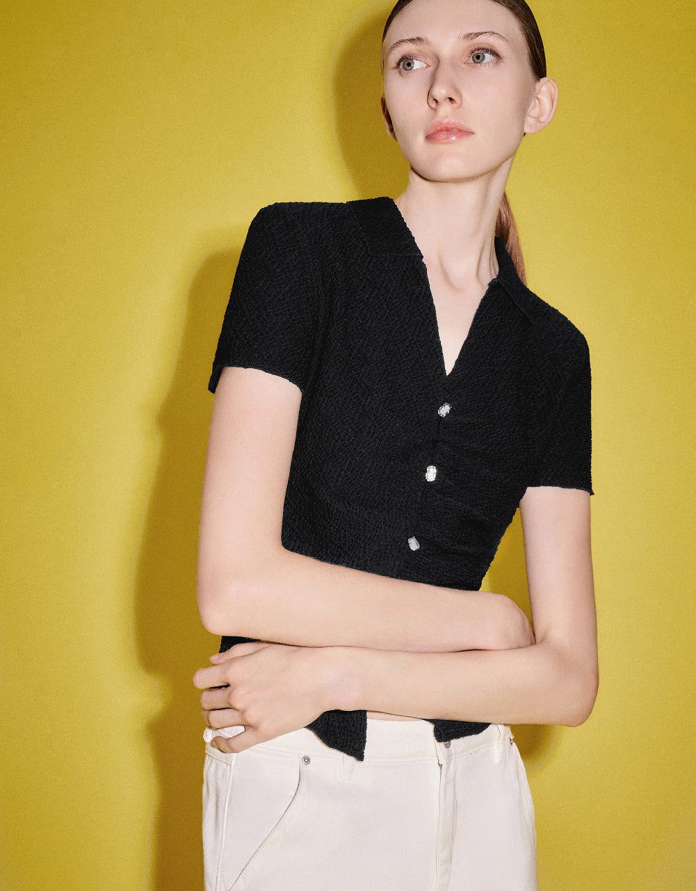 V-Neck Skinny T-Shirt sold by Urban Revivo product image thumbnail 3