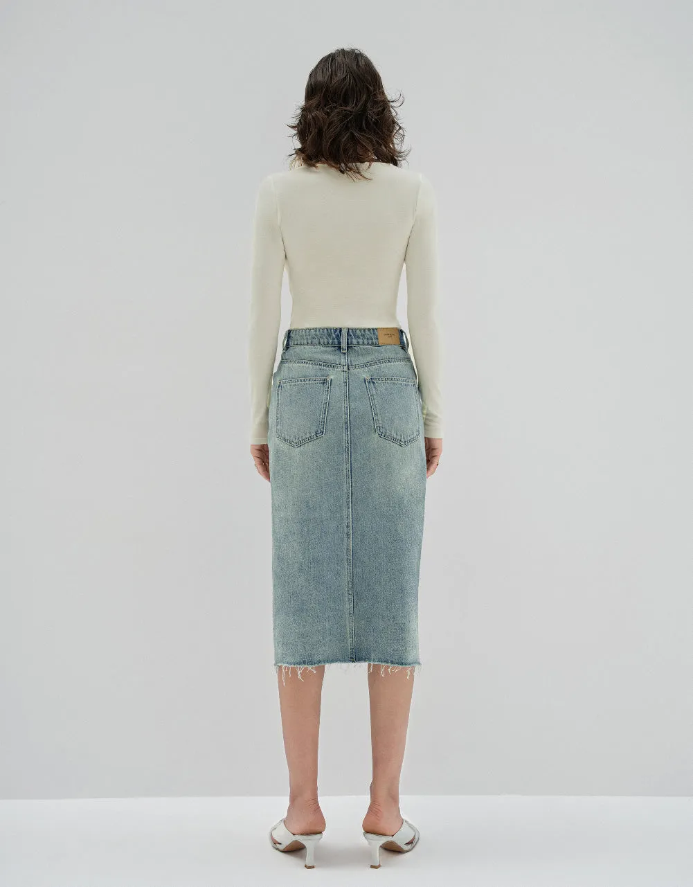 Midi Straight Denim Skirt sold by Urban Revivo product image thumbnail 5