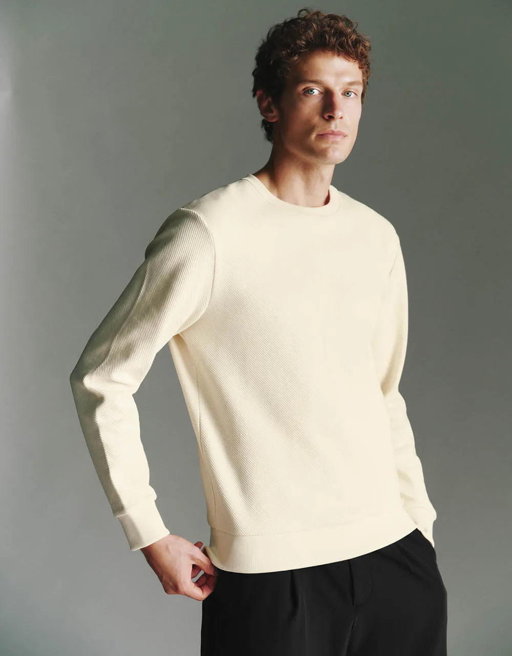 Crew Neck Straight Sweatshirt sold by Urban Revivo product image thumbnail 2