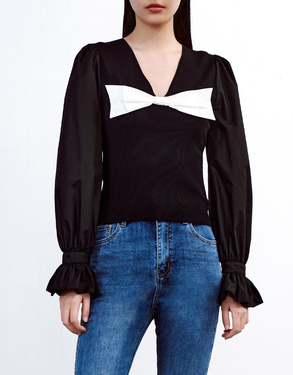 Bow Front Puff Sleeve Knit Top sold by Urban Revivo product image thumbnail 2