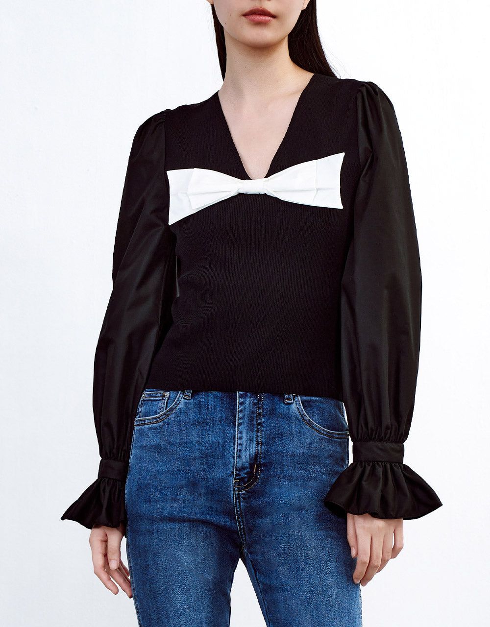 Bow Front Puff Sleeve Knit Top sold by Urban Revivo product image thumbnail 5