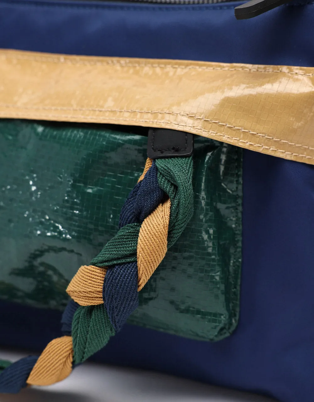 Braided Strap Décor Crossbody Bag sold by Urban Revivo product image thumbnail 5