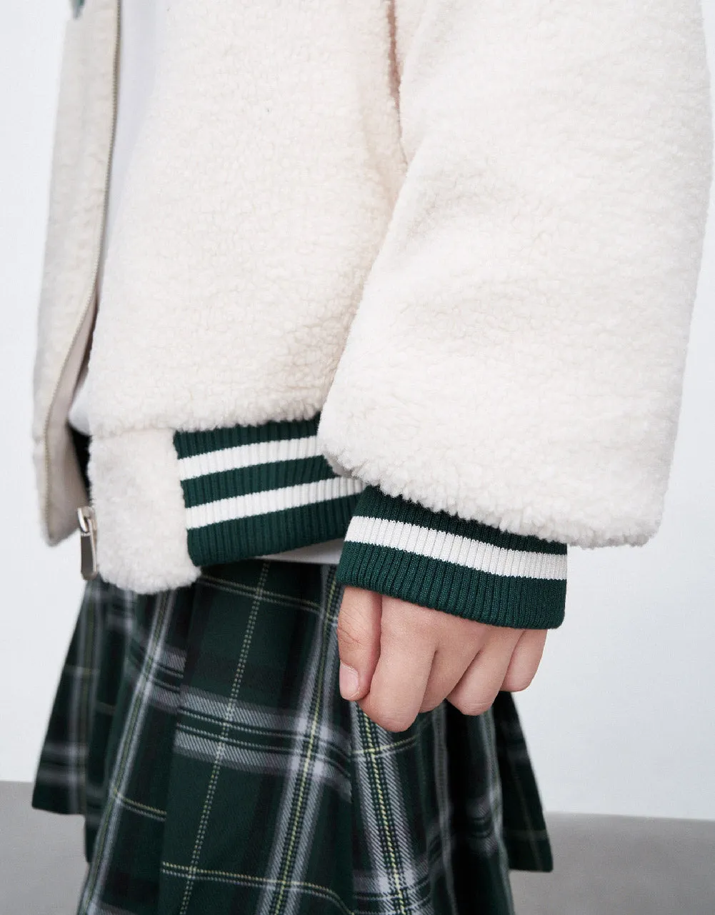 Zipper Front Furry Jacket sold by Urban Revivo product image thumbnail 5