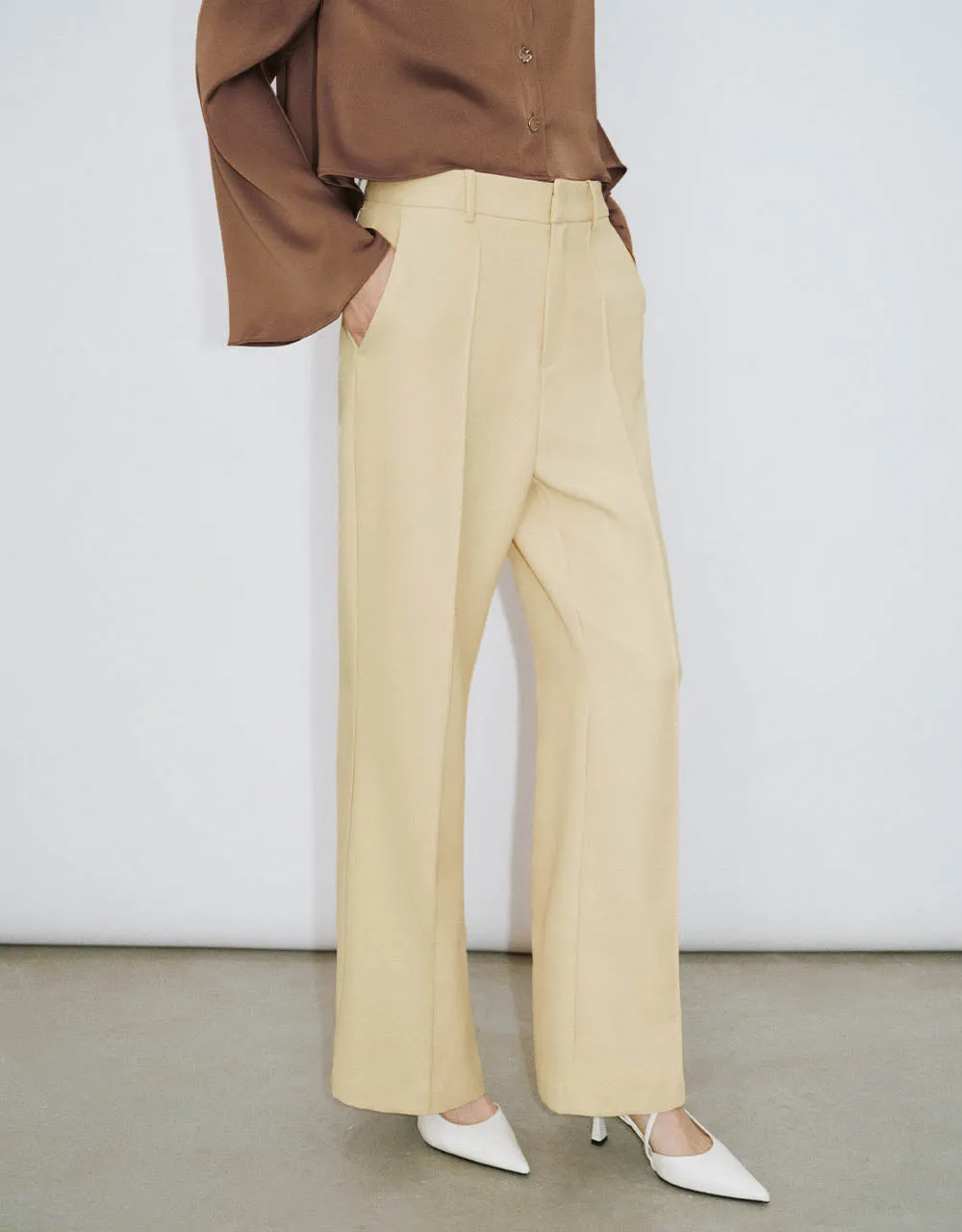 Tailored Flare Pants sold by Urban Revivo product image thumbnail 4