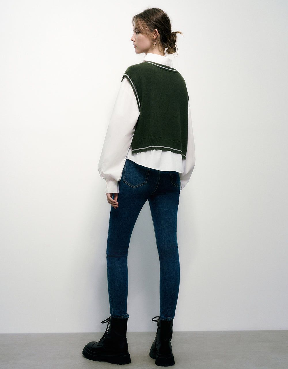 Skinny Cropped Jeans sold by Urban Revivo product image thumbnail 5