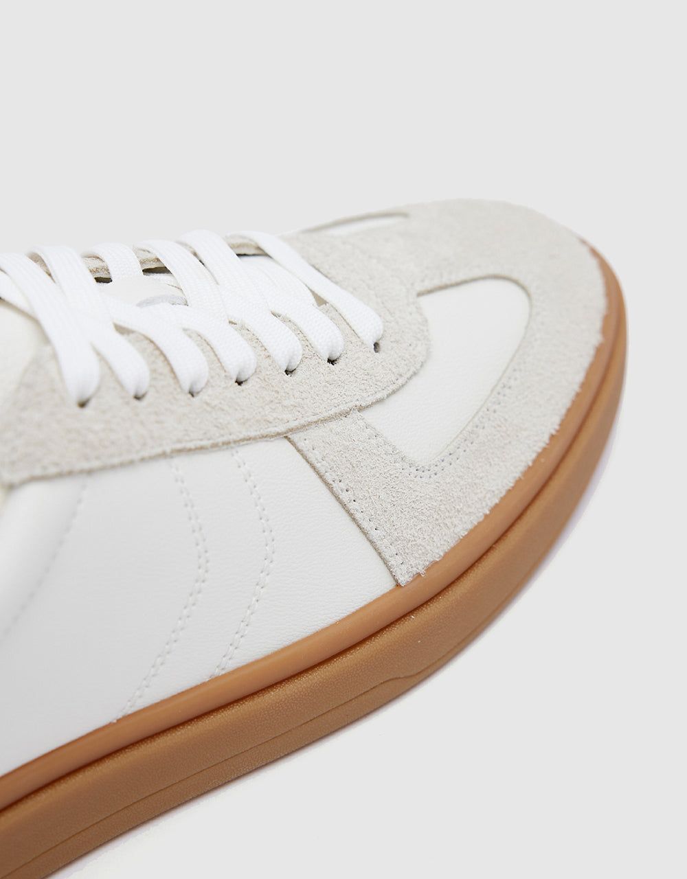 Round Toe Sneakers sold by Urban Revivo product image thumbnail 5