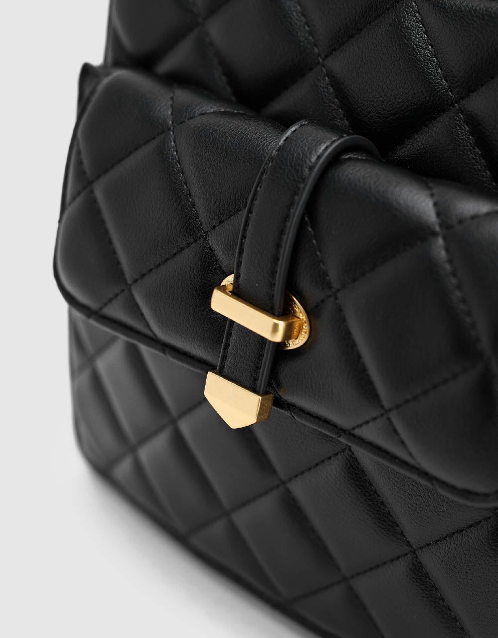 Quilted Vegan Leather Shoulder Bag sold by Urban Revivo product image thumbnail 5