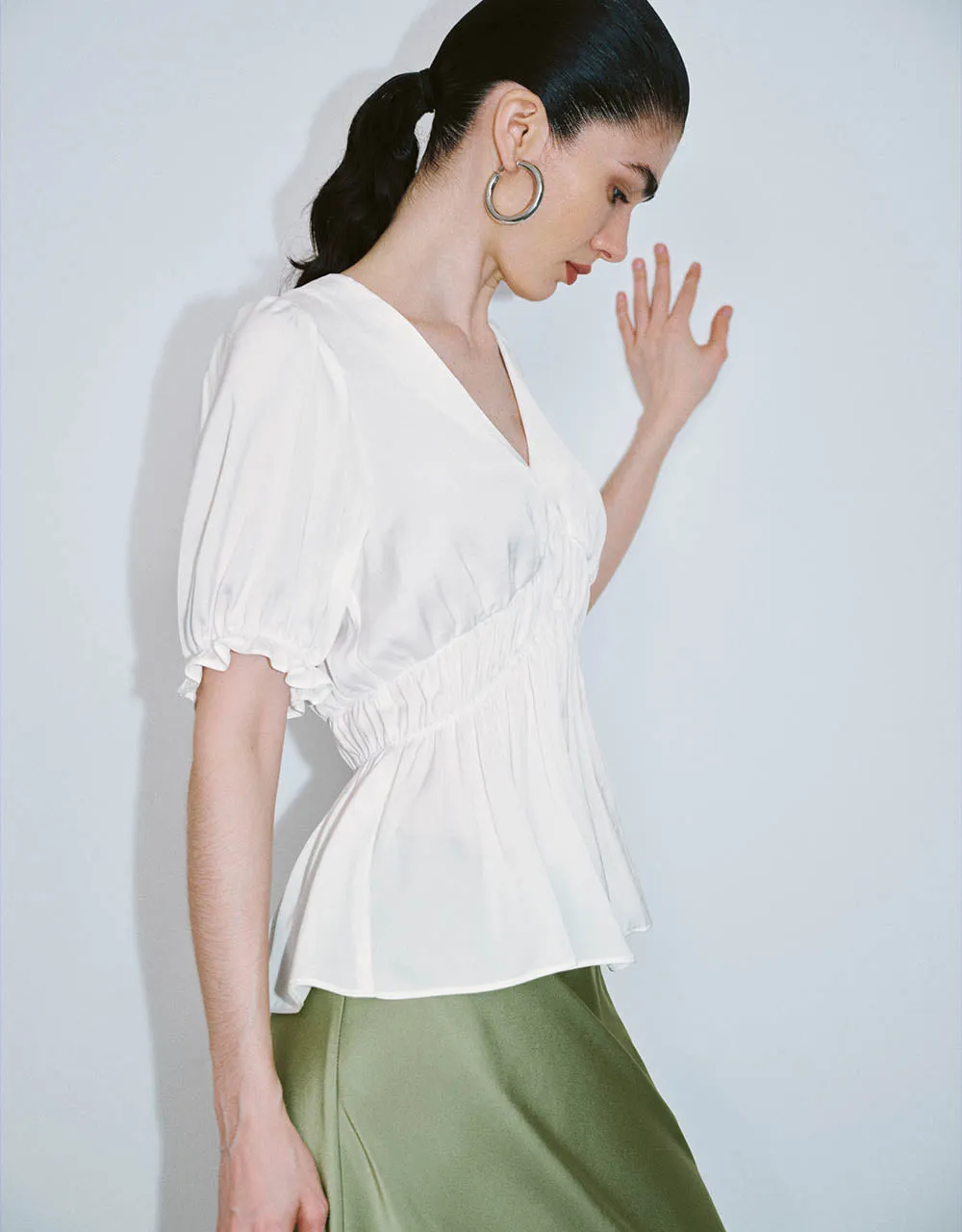 Loose V-Neck Blouse sold by Urban Revivo product image thumbnail 3
