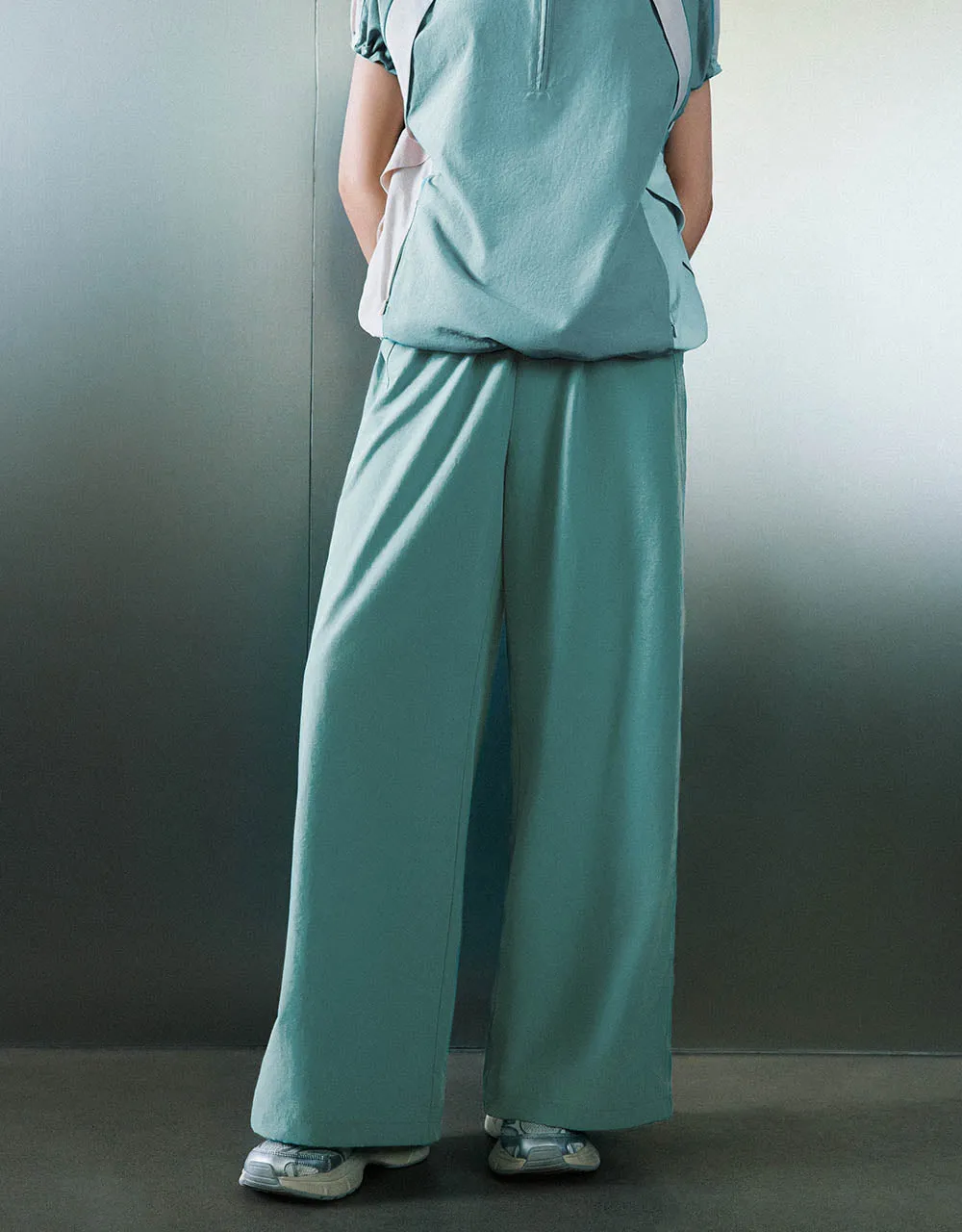 Drawstring Waist Wide-Leg Pants sold by Urban Revivo product image thumbnail 2