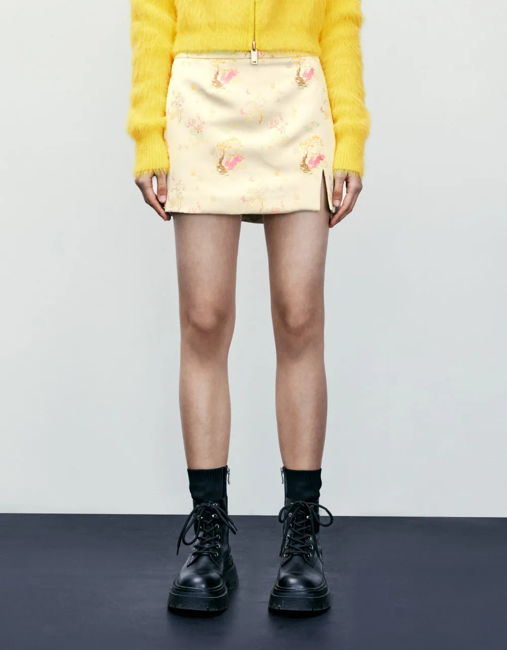 Emroidered Mini Skirt sold by Urban Revivo product image thumbnail 2