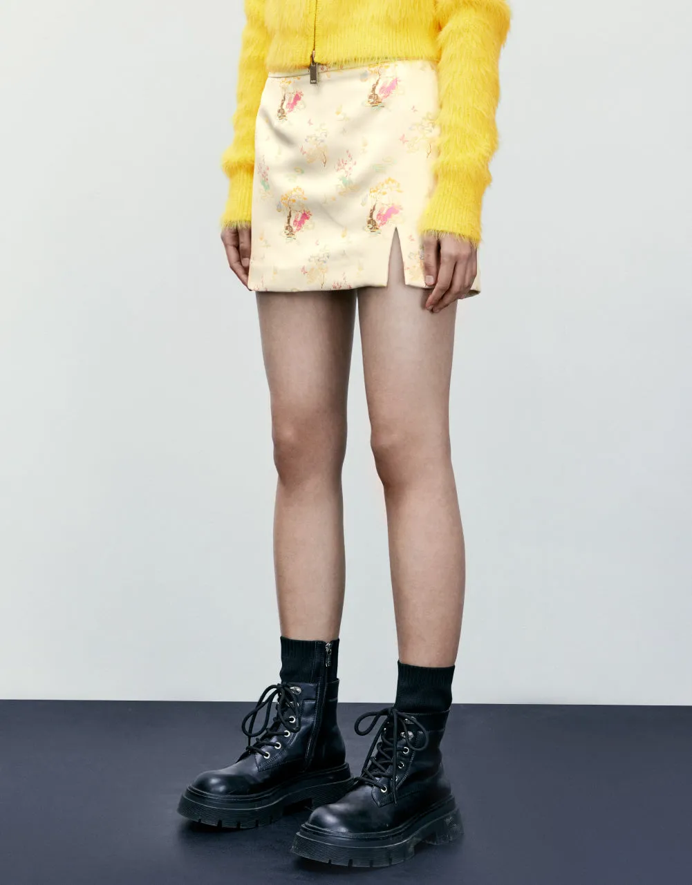 Emroidered Mini Skirt sold by Urban Revivo product image thumbnail 3