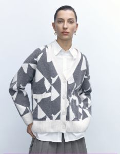 Drop Shoulder Sleeve V-Neck Knitted Cardigan sold by Urban Revivo