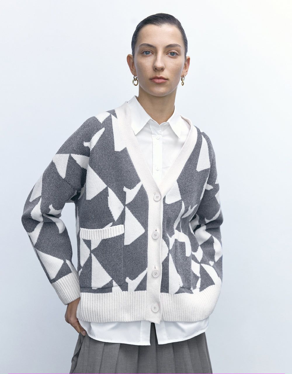 Drop Shoulder Sleeve V-Neck Knitted Cardigan sold by Urban Revivo