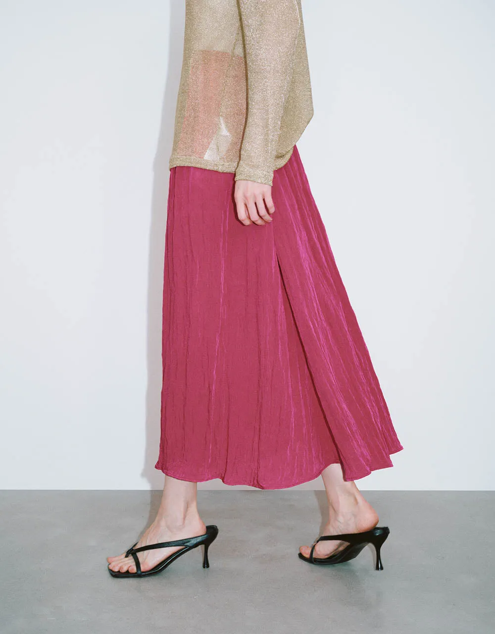 Oversized Midi A-Line Skirt sold by Urban Revivo product image thumbnail 4
