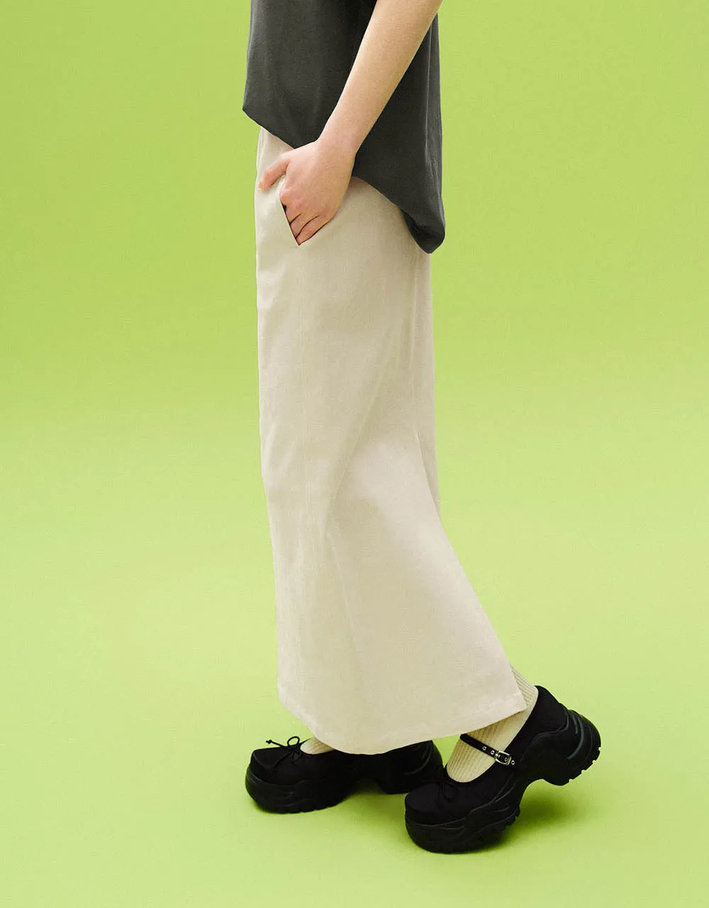 Straight Midi Skirt sold by Urban Revivo product image thumbnail 4