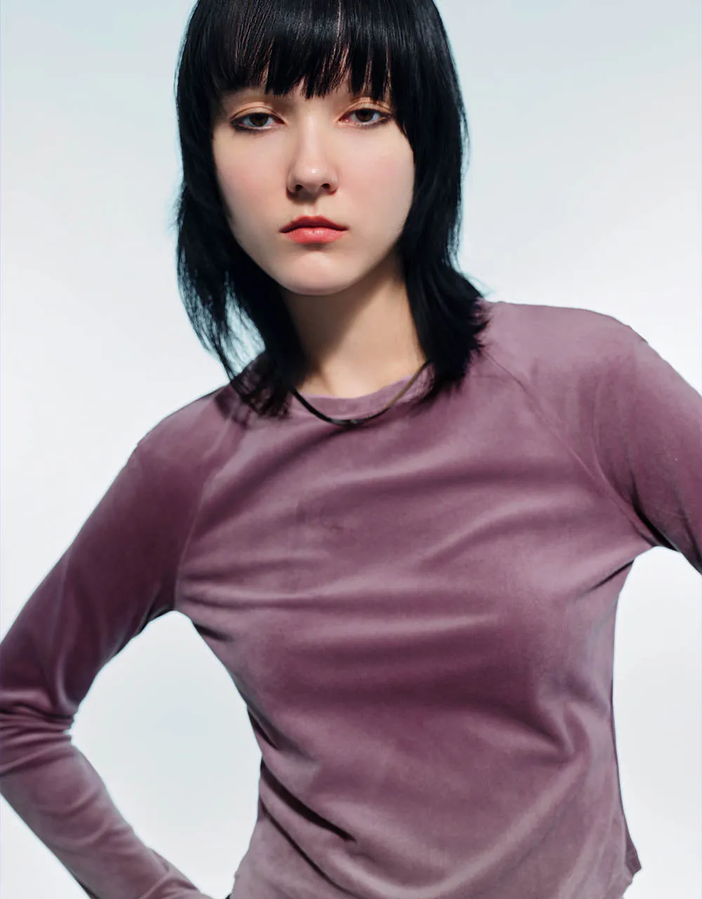 Raglan Sleeve Crew Neck Skinny T-Shirt sold by Urban Revivo product image thumbnail 4