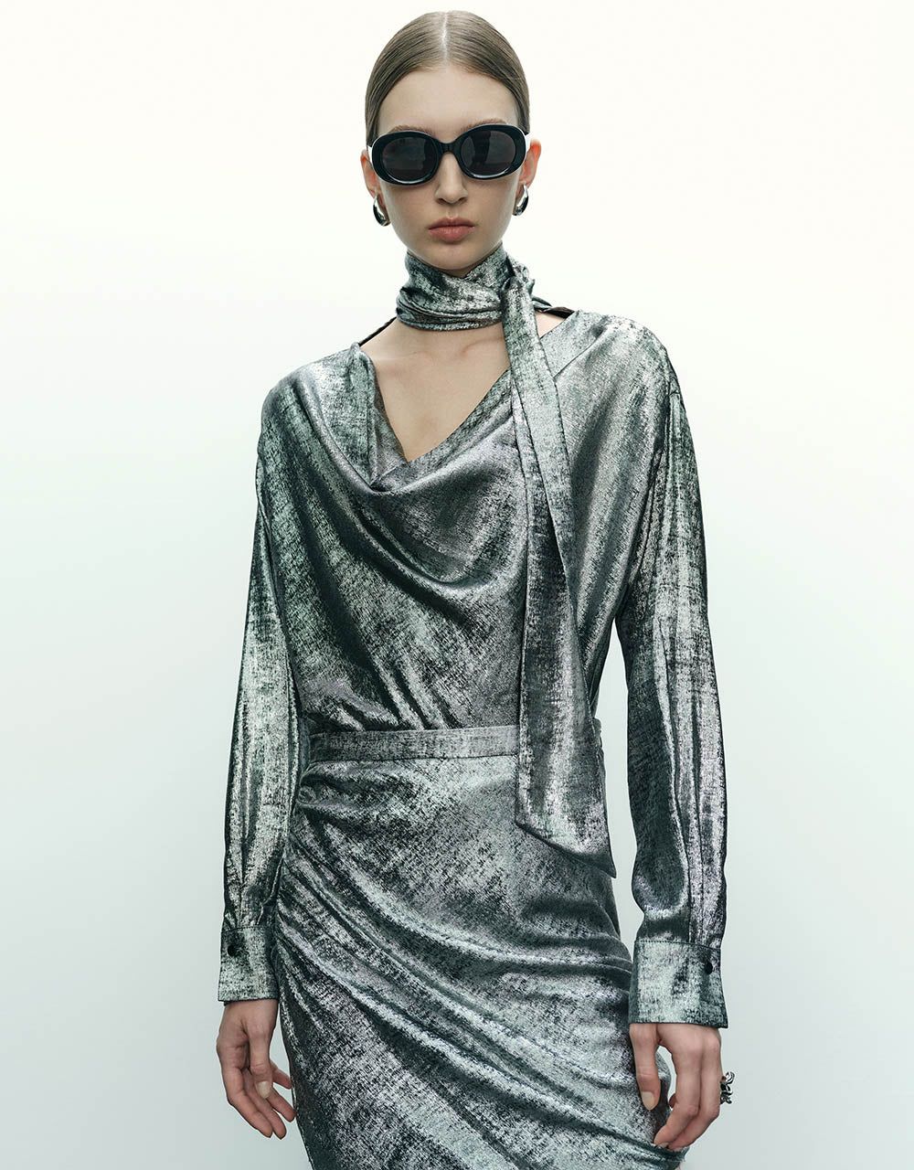 Off-Shoulder Overhead Shirt With Tie sold by Urban Revivo