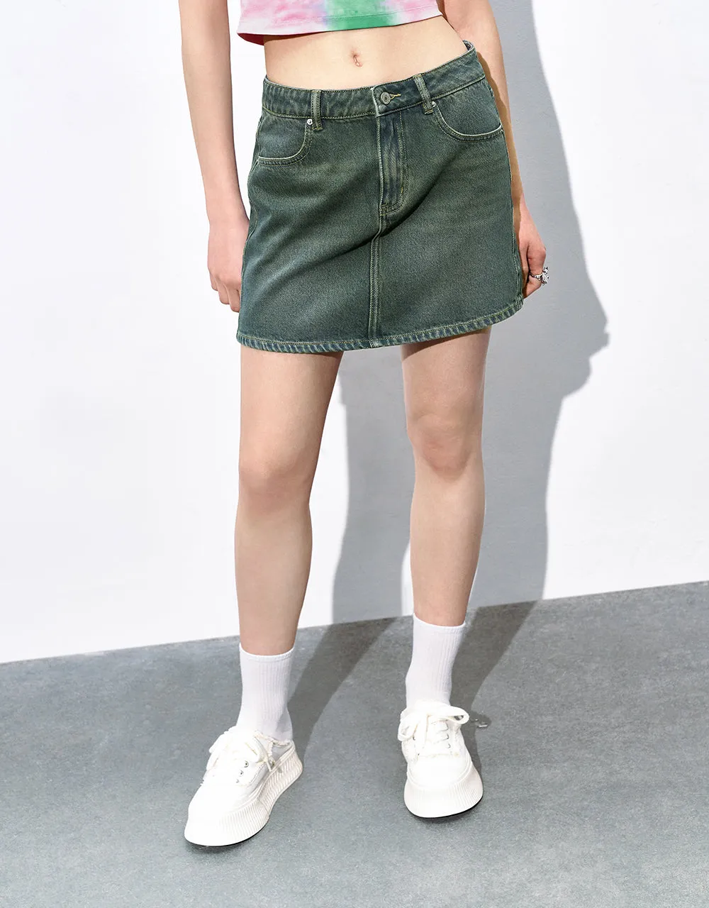 Mini A-Line Denim Skirt sold by Urban Revivo product image thumbnail 4