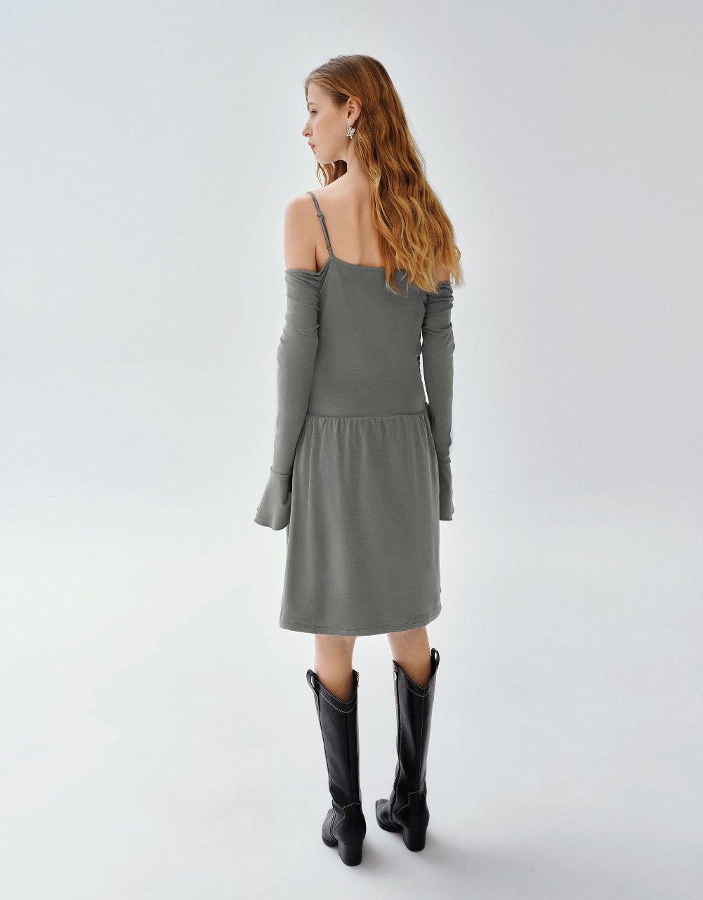 Off-Shoulder Skinny Dress sold by Urban Revivo product image thumbnail 4