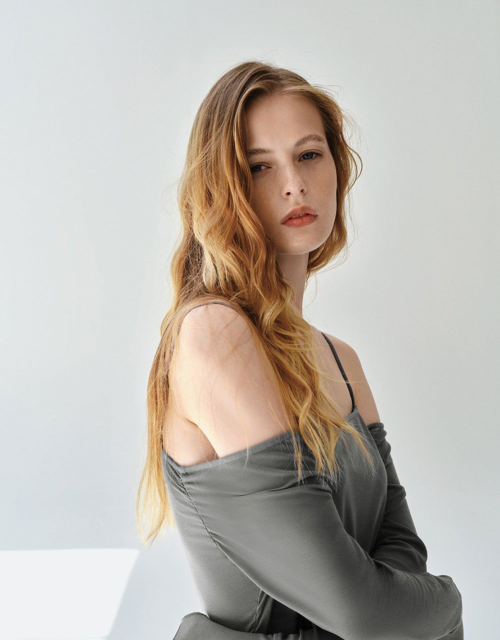 Off-Shoulder Skinny Dress sold by Urban Revivo product image thumbnail 5