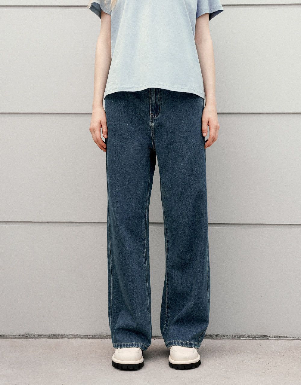 Wide-Leg Jeans sold by Urban Revivo product image thumbnail 2