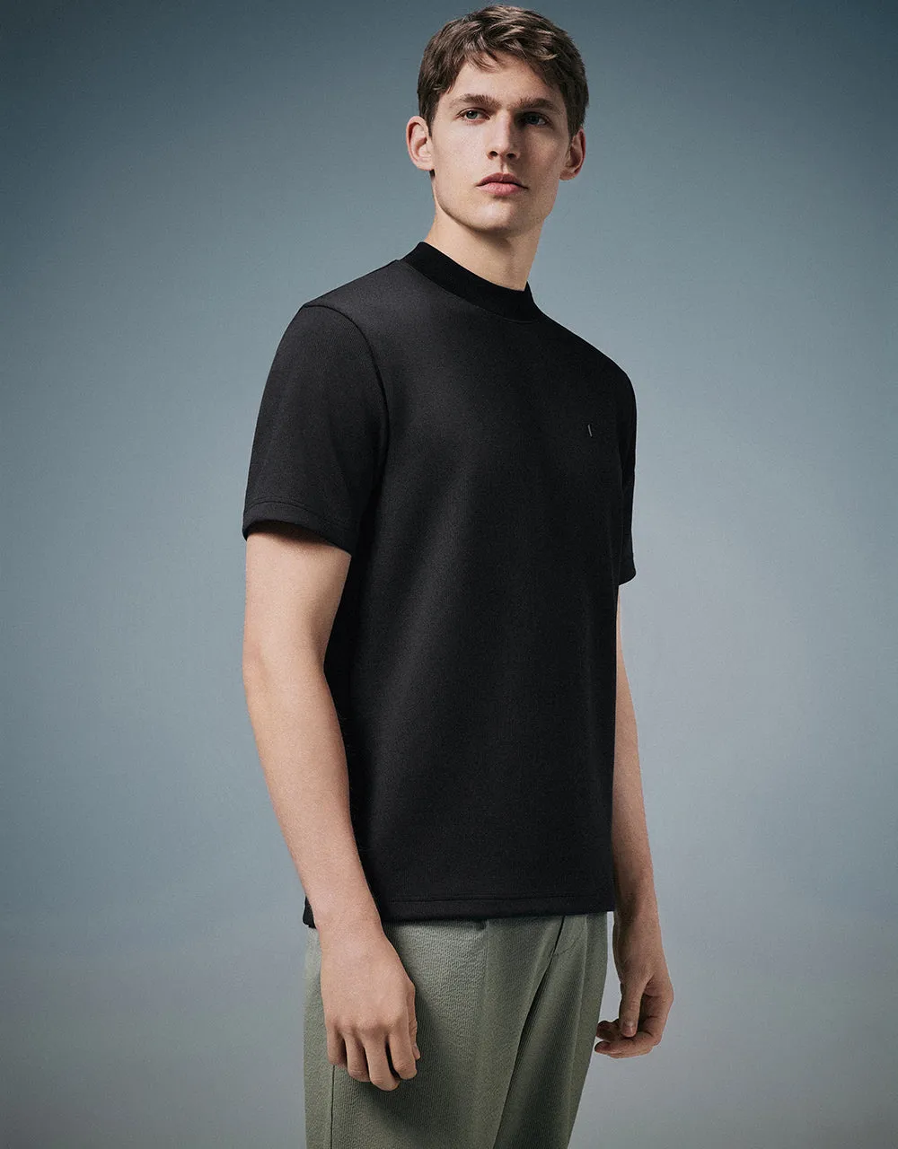 Crew Neck Straight T-Shirt sold by Urban Revivo product image thumbnail 3