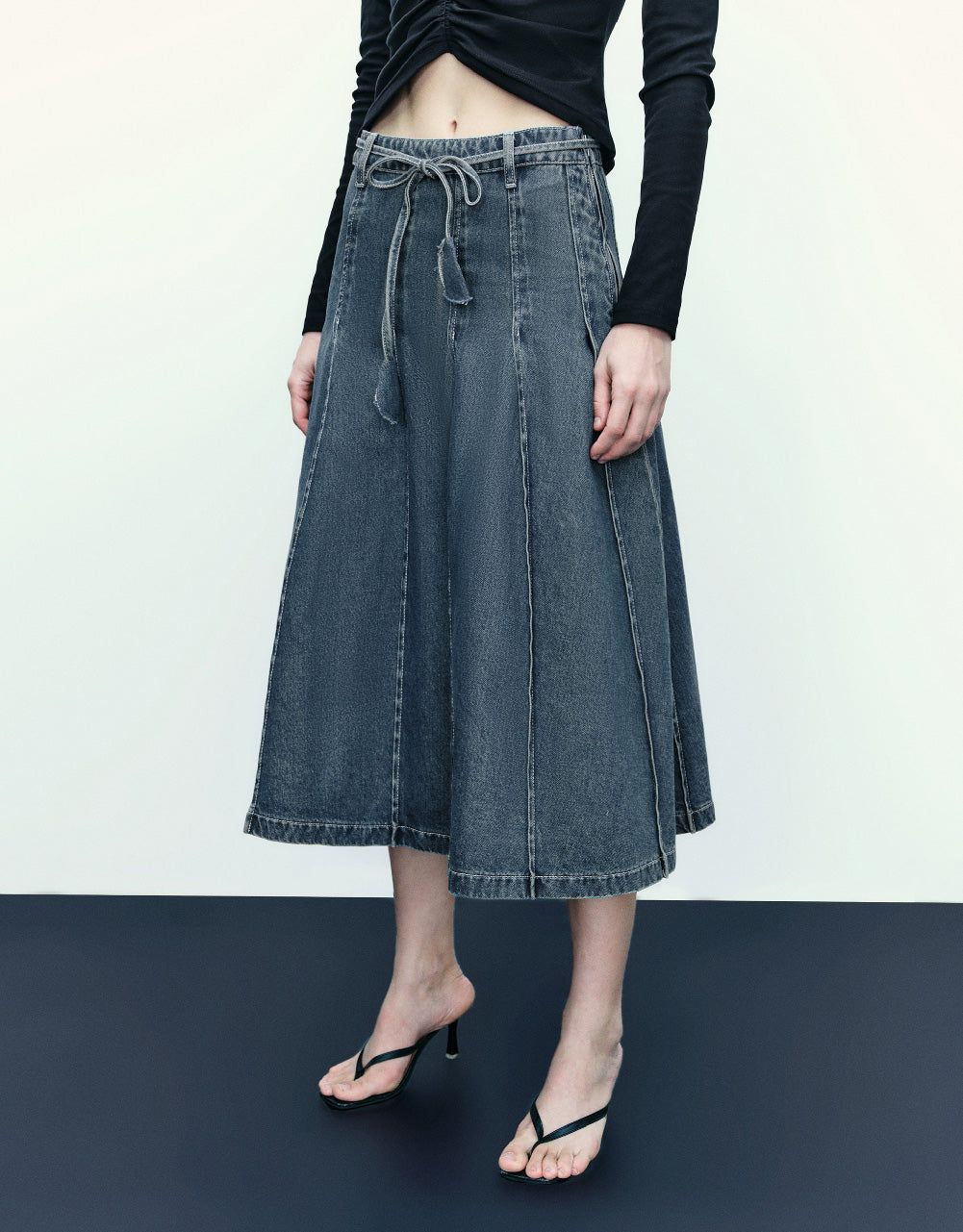 A-Line Denim Skirt sold by Urban Revivo product image thumbnail 4