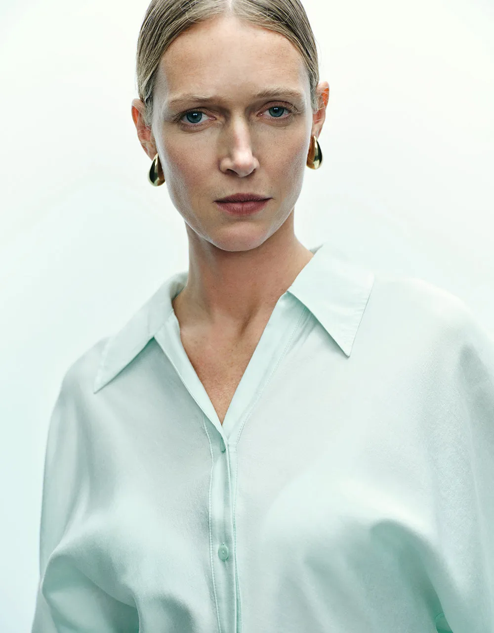 Dolman Sleeve Button Up Skater Shirt sold by Urban Revivo product image thumbnail 4