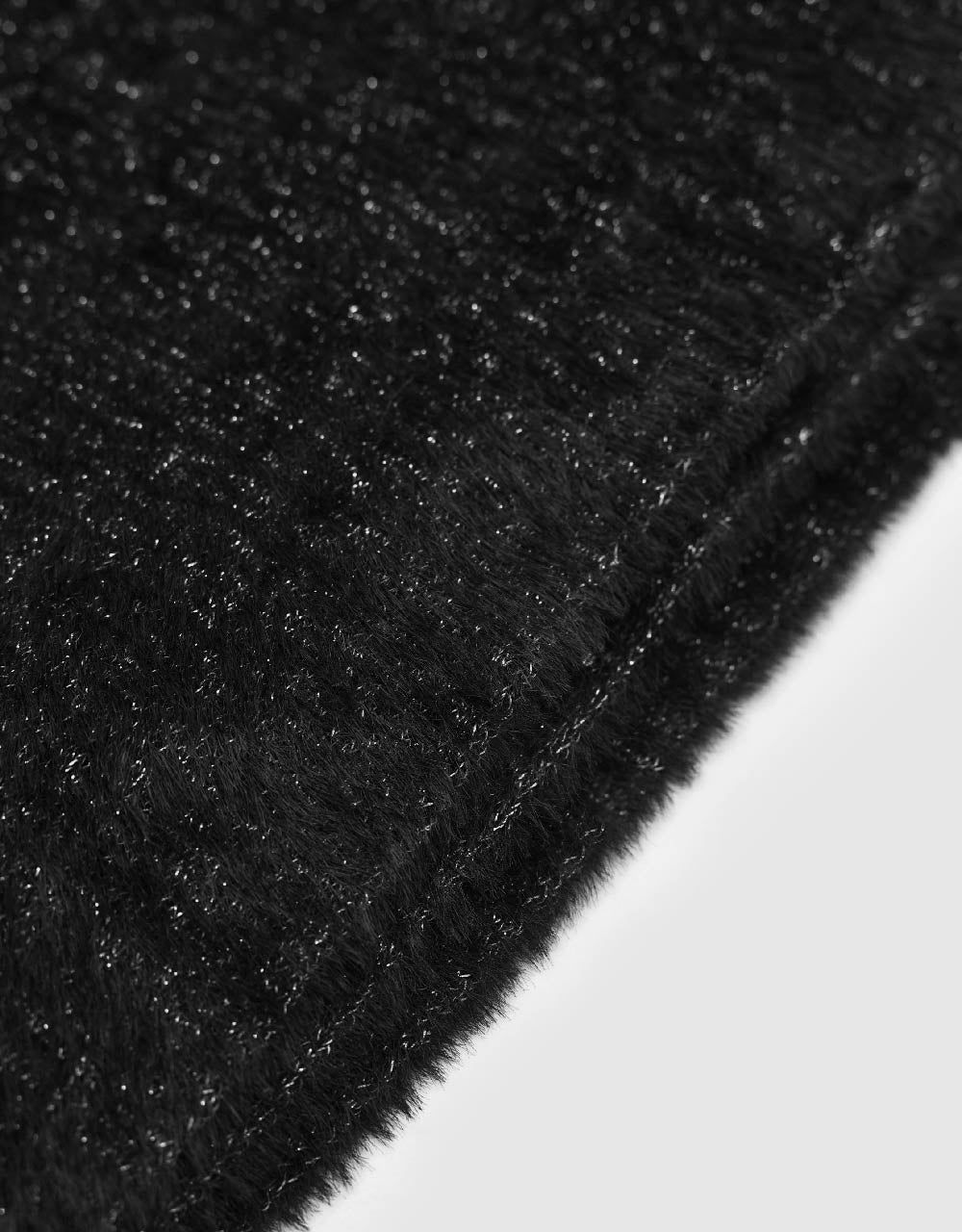 Long Scarf sold by Urban Revivo product image thumbnail 4