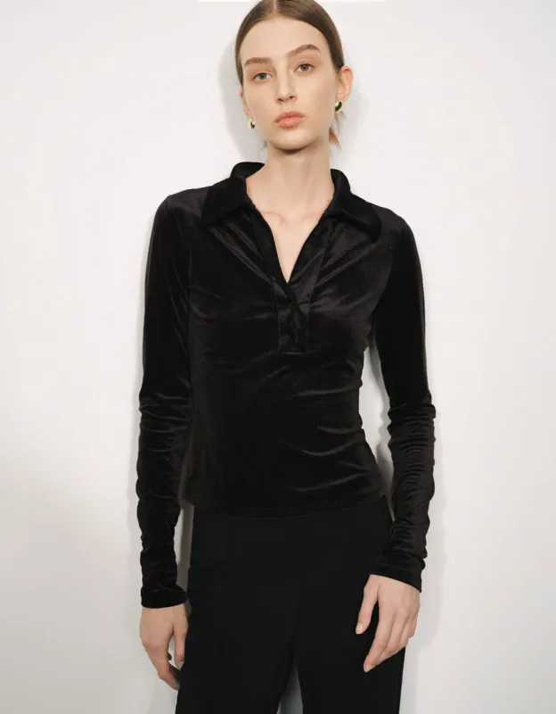 V-Neck Skinny Knitted T-Shirt sold by Urban Revivo