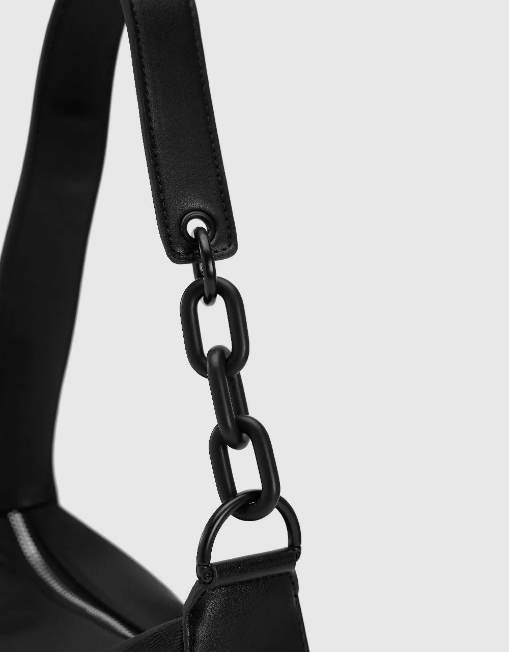 Two Toned Strap Shoulder Bag sold by Urban Revivo product image thumbnail 5