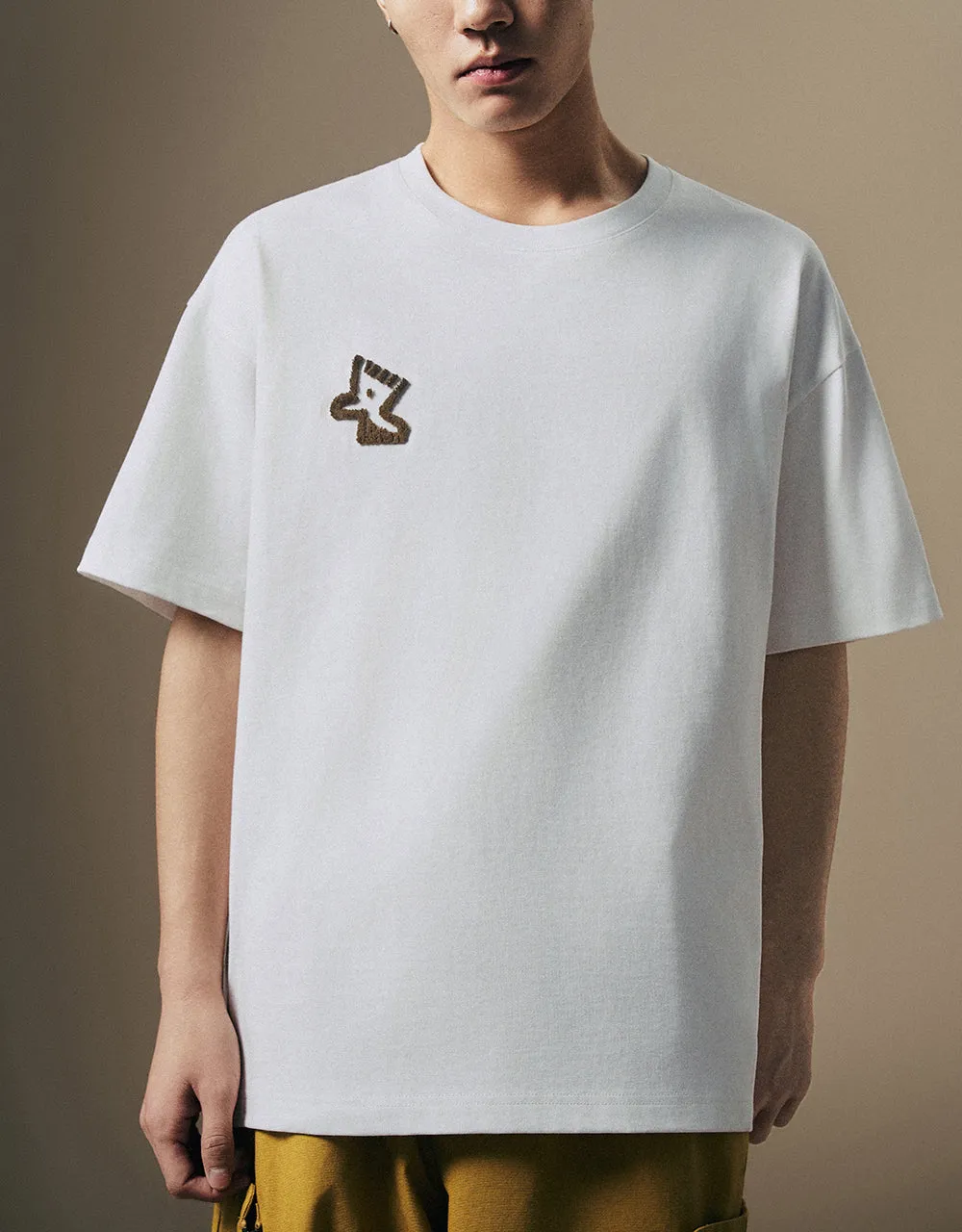 Crew Neck Straight T-Shirt sold by Urban Revivo product image thumbnail 2