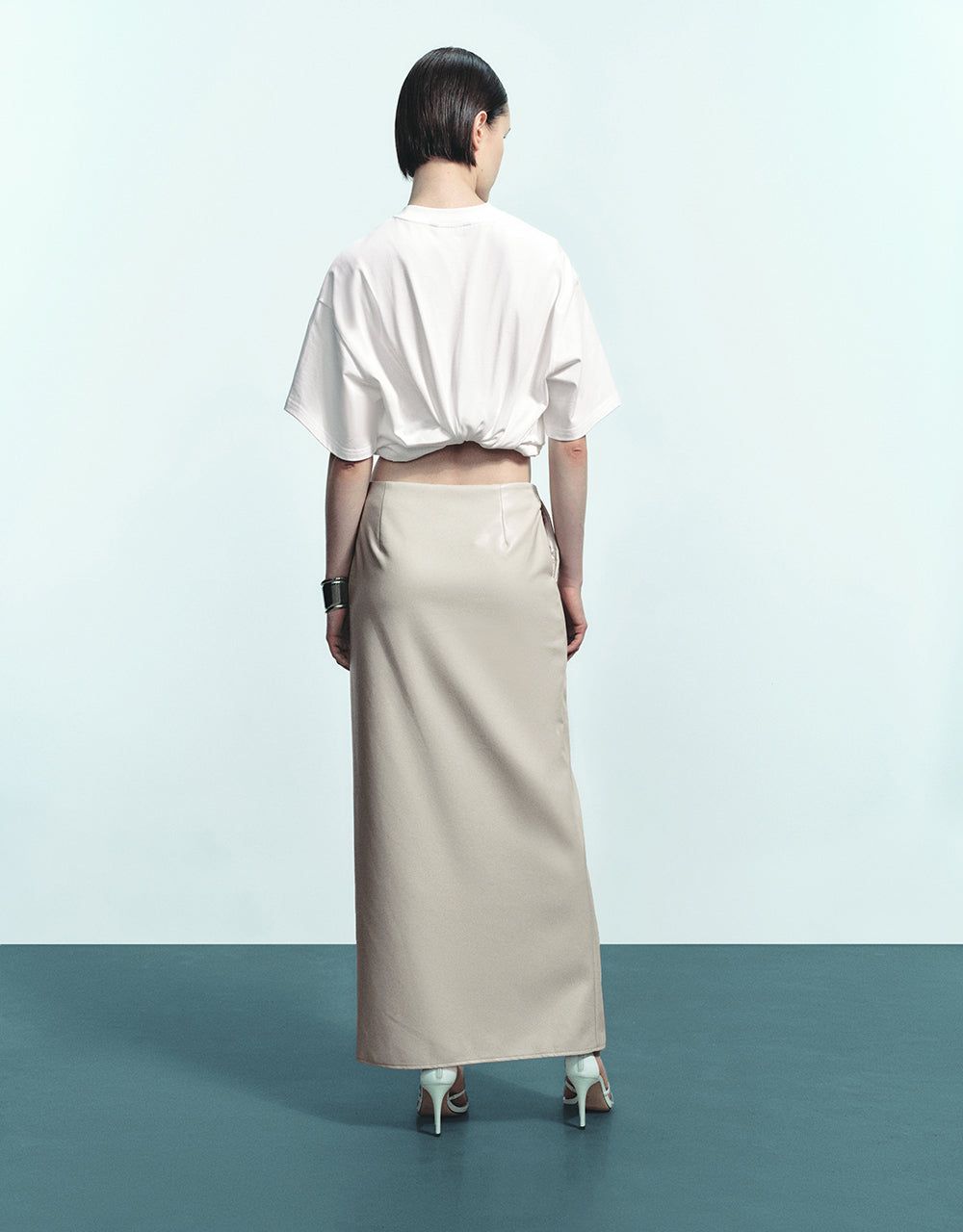 Vegan Leather Midi Straight Skirt sold by Urban Revivo product image thumbnail 5