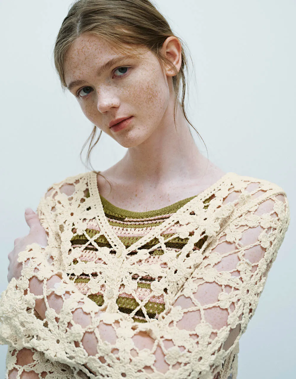 Crochet V-Neck Knitted Cardigan sold by Urban Revivo product image thumbnail 4