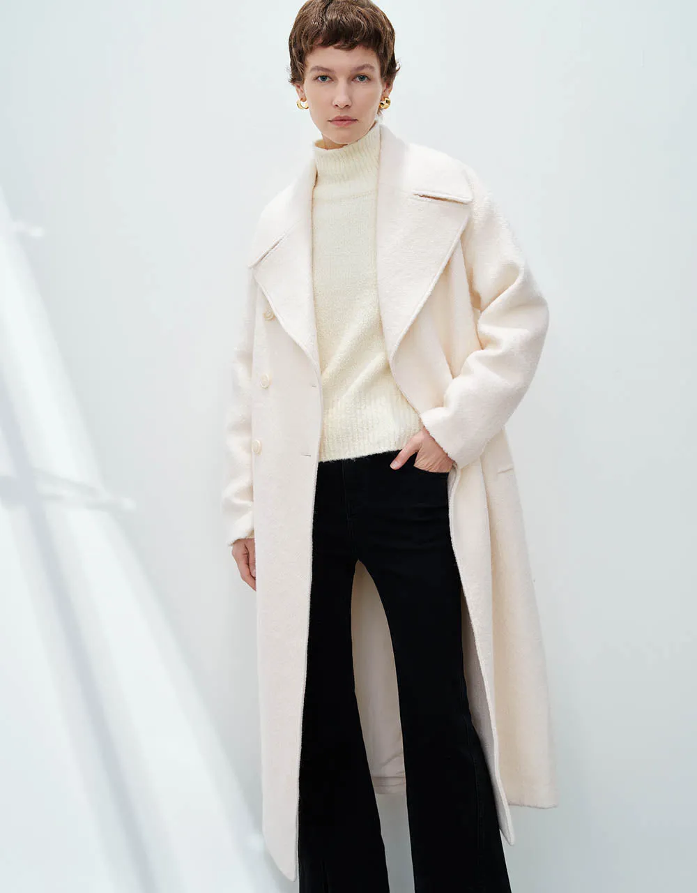 Double Breasted Straight Long Coat sold by Urban Revivo product image thumbnail 3
